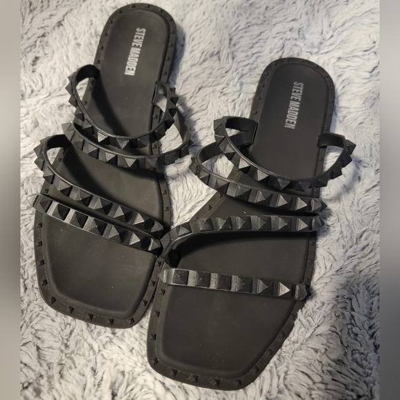 Steve Madden Sandals - Picture 2 of 5